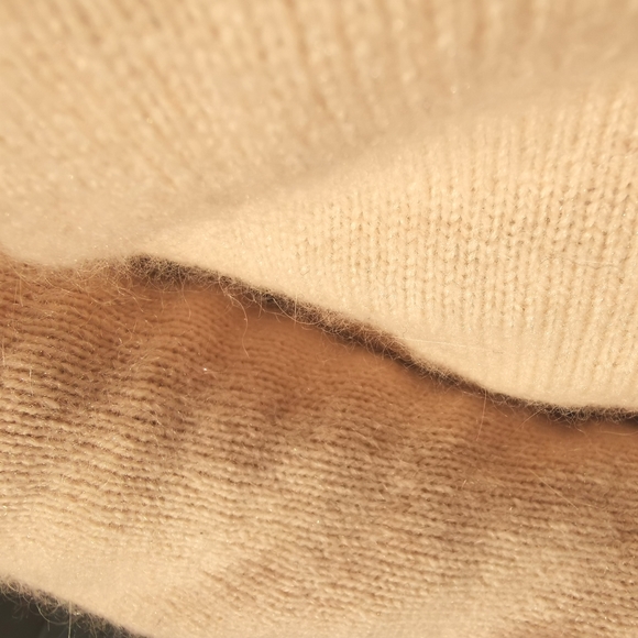 Angora wool soft pink fluffy sweater XS like S - Picture 3 of 7